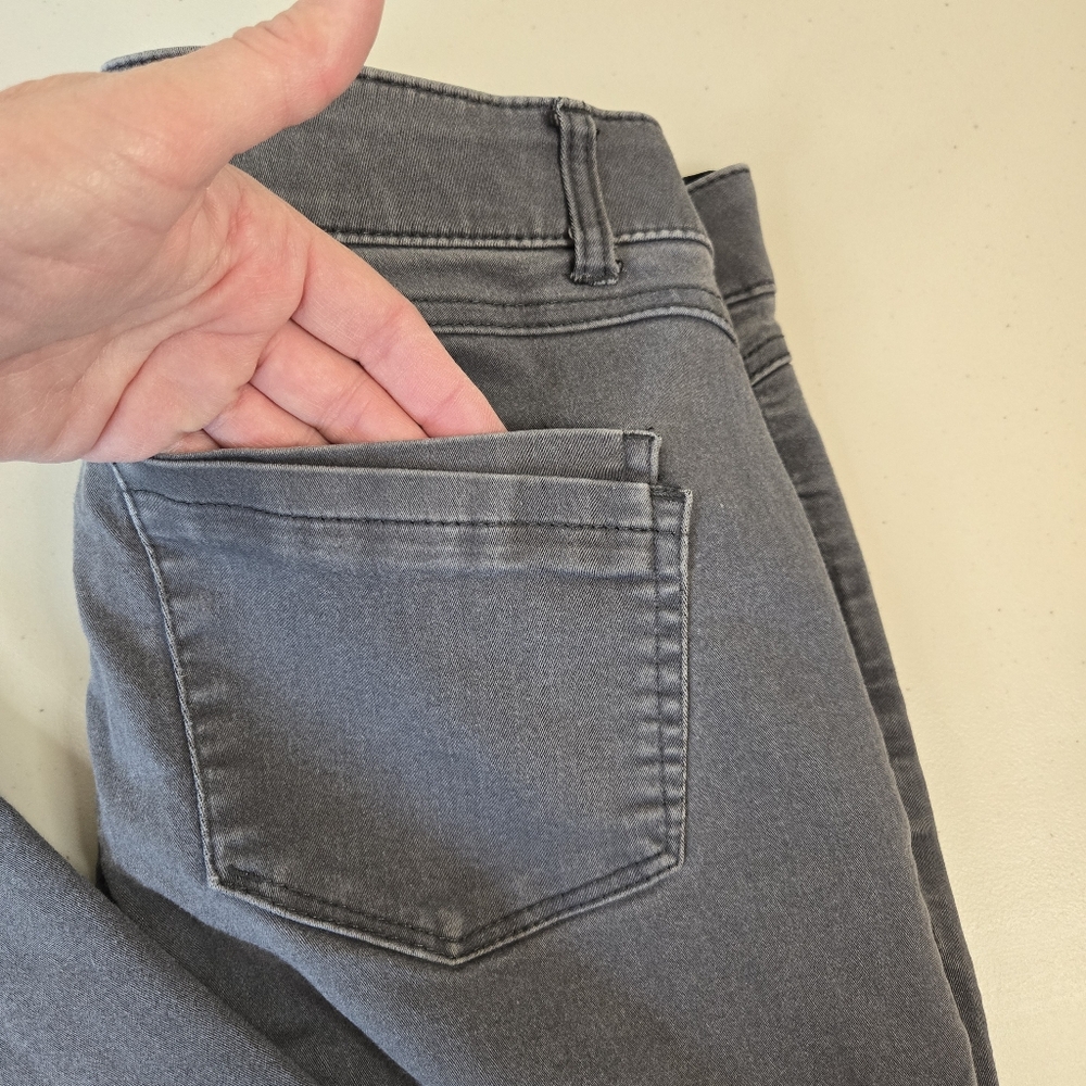 Democracy Charcoal Gray "Ab"technology Jeans Size 10 - Picture 3 of 10